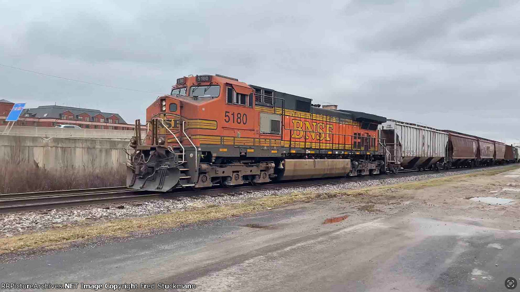 BNSF 5180 is rear DPU.